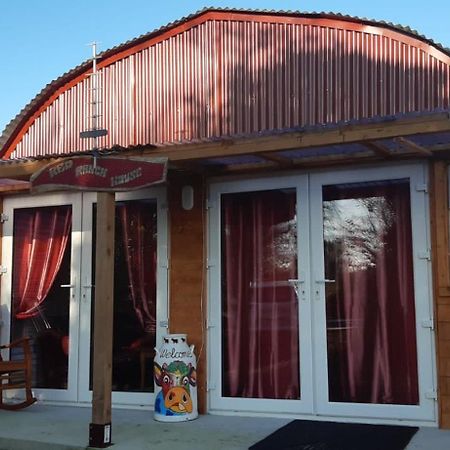Sallys Cabin Kilcolgan Экстерьер фото