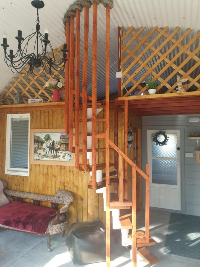 Sallys Cabin Kilcolgan Экстерьер фото